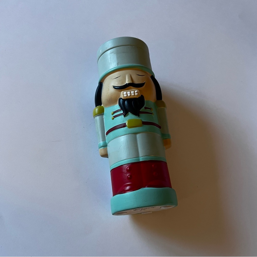 NORDSTROM CERAMIC NUTCRACKER 8” CANDLE WITH LID NWT